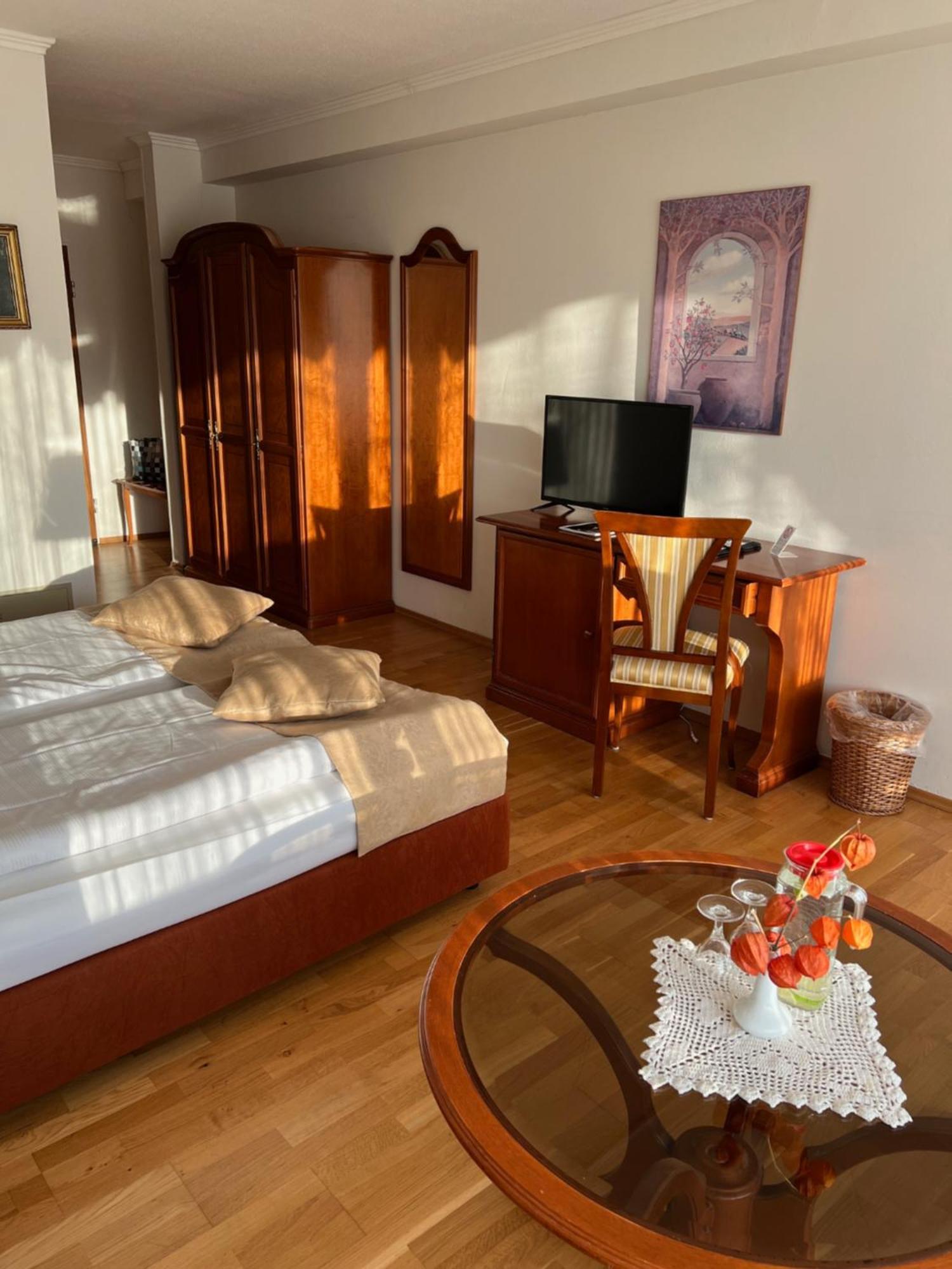 Parkhotel Maasberg Bad Sobernheim Eksteriør billede